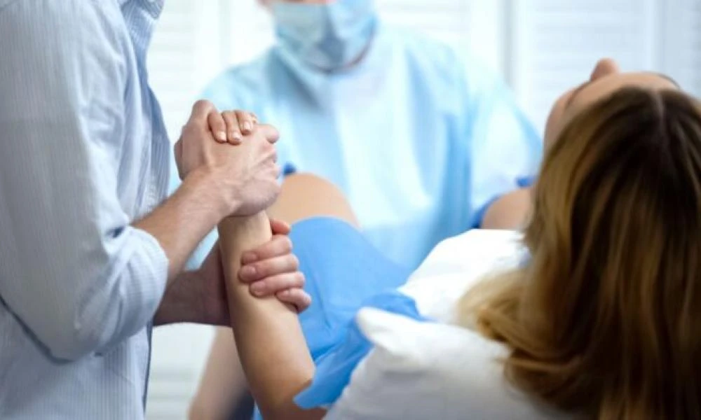 Ιωάννινα: Μαιευτήρας υπέστη έμφραγμα εν ώρα τοκετού